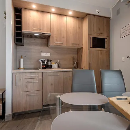 Le Beausejour, With Pool Apartman